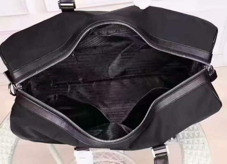 Picture of Prada Mens Bags _SKUfw167296212fw